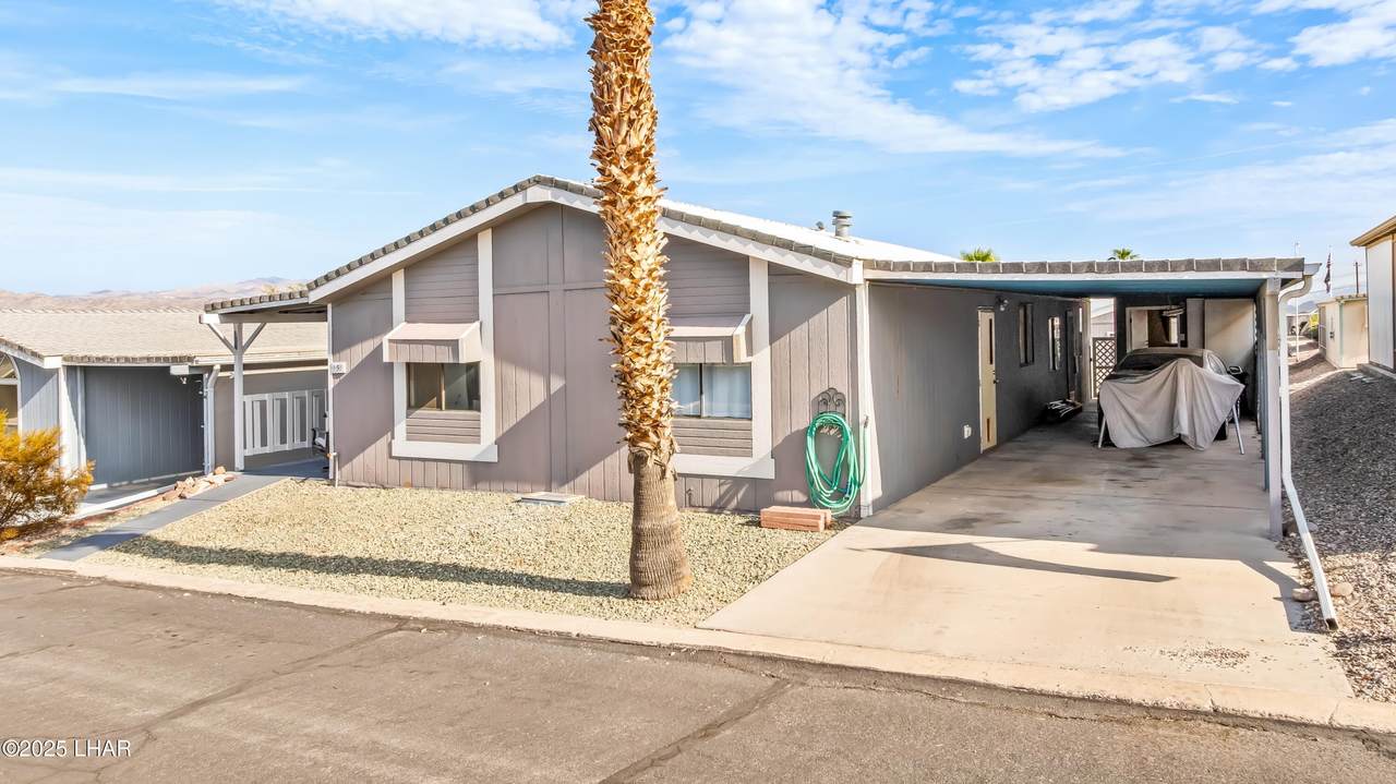 2960 Silver Creek Rd - Photo 1