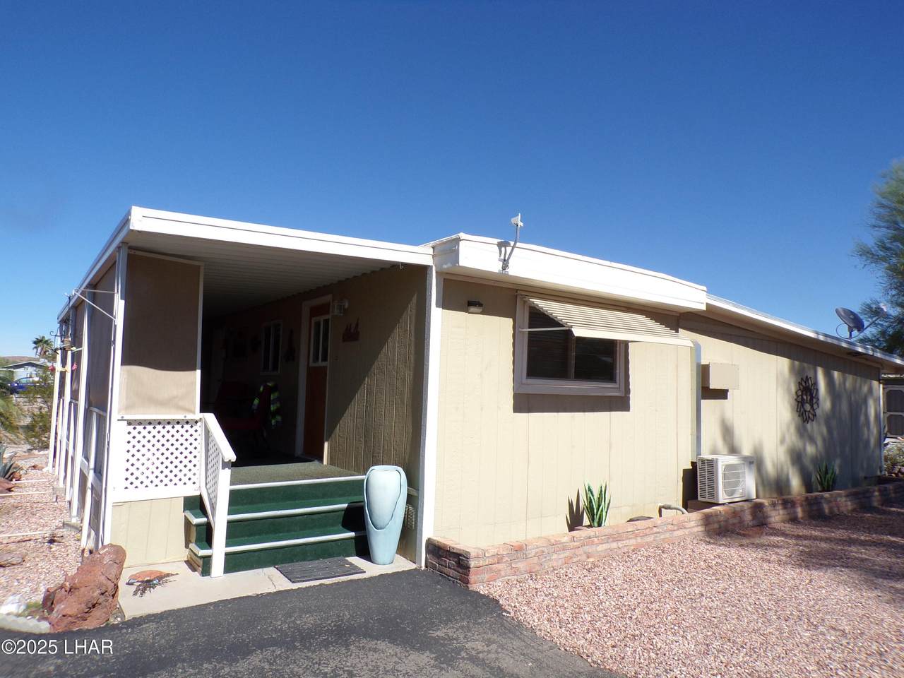 25569 Ochoco Way - Photo 1