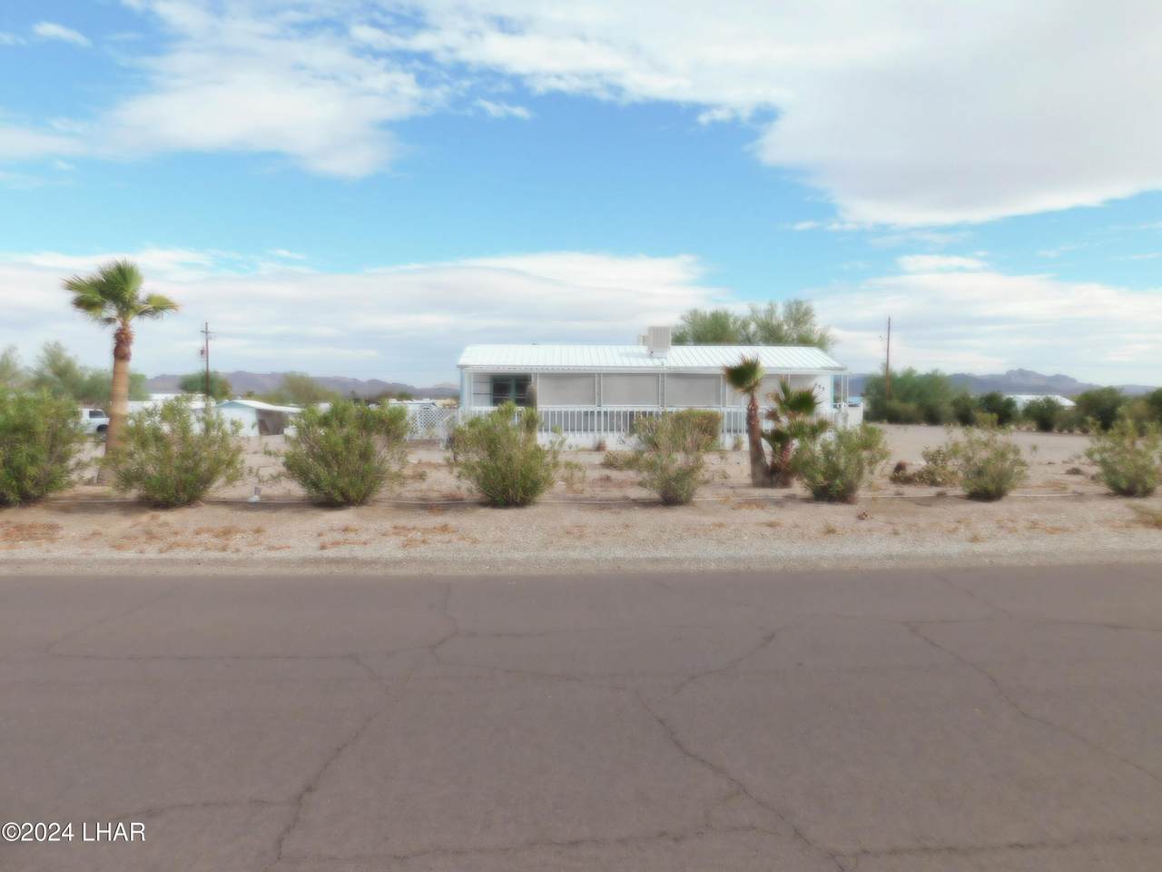 455 Emelia Ave - Photo 1