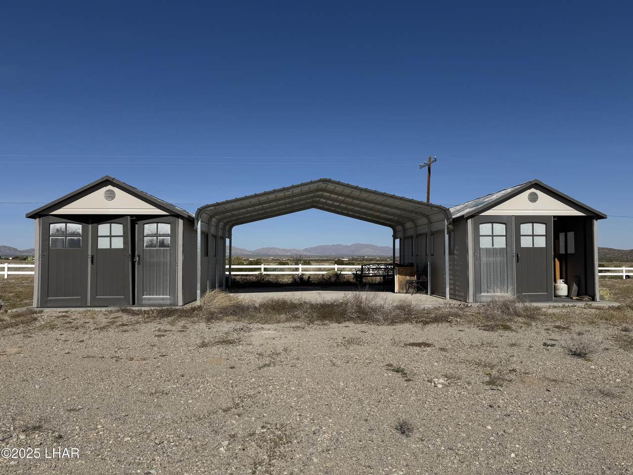 40501 Fairway Dr - Photo 1