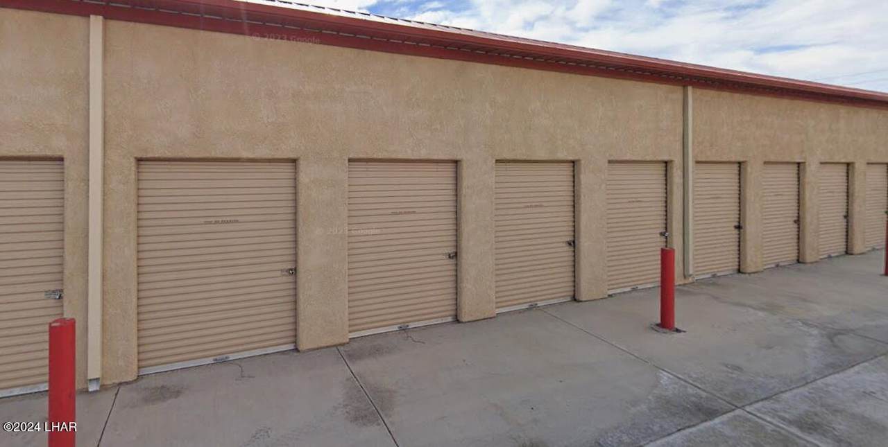 911 Lake Havasu Ave - Photo 1