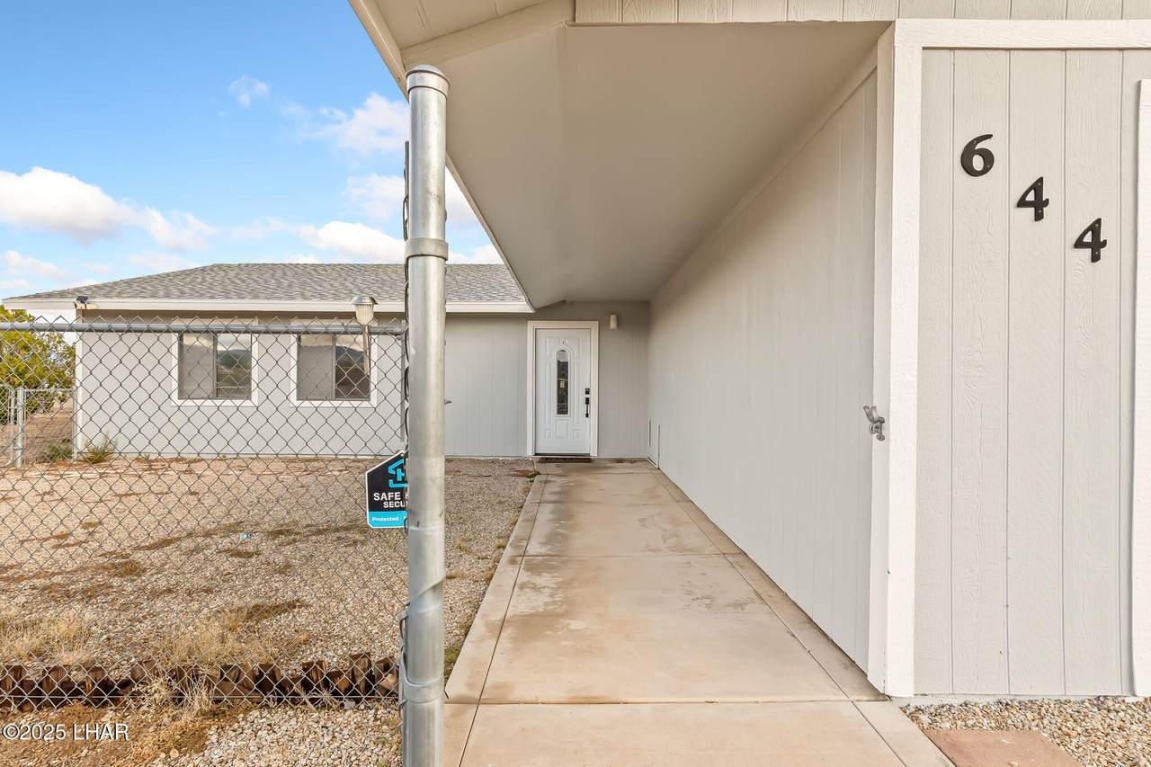 644 Elgin Rd - Photo 1