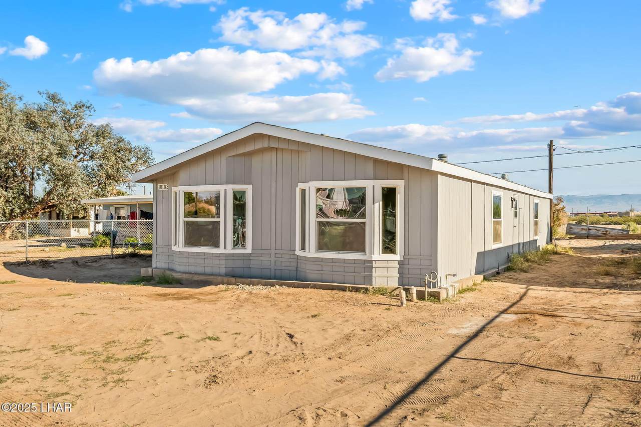 10102 River Delta Rd - Photo 1