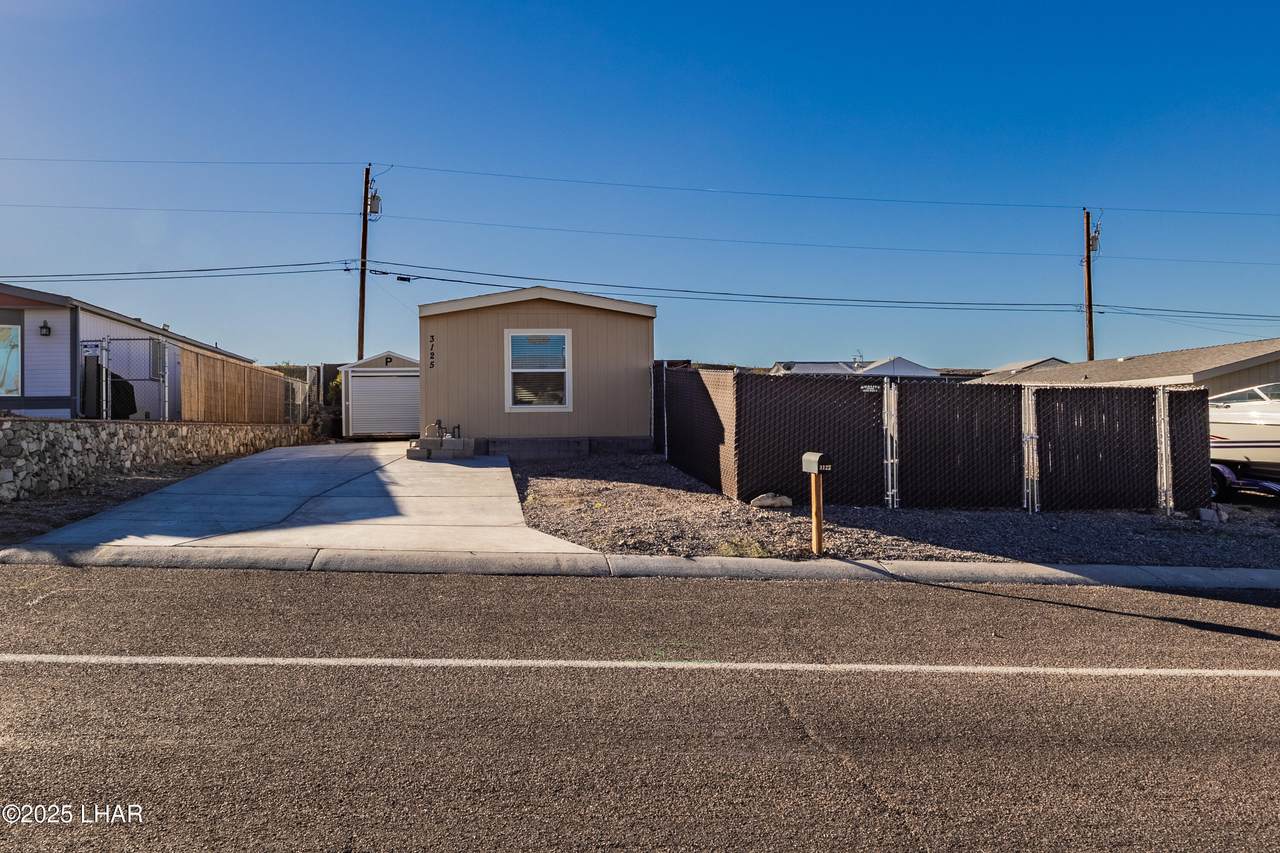 3125 Lake Dr - Photo 1