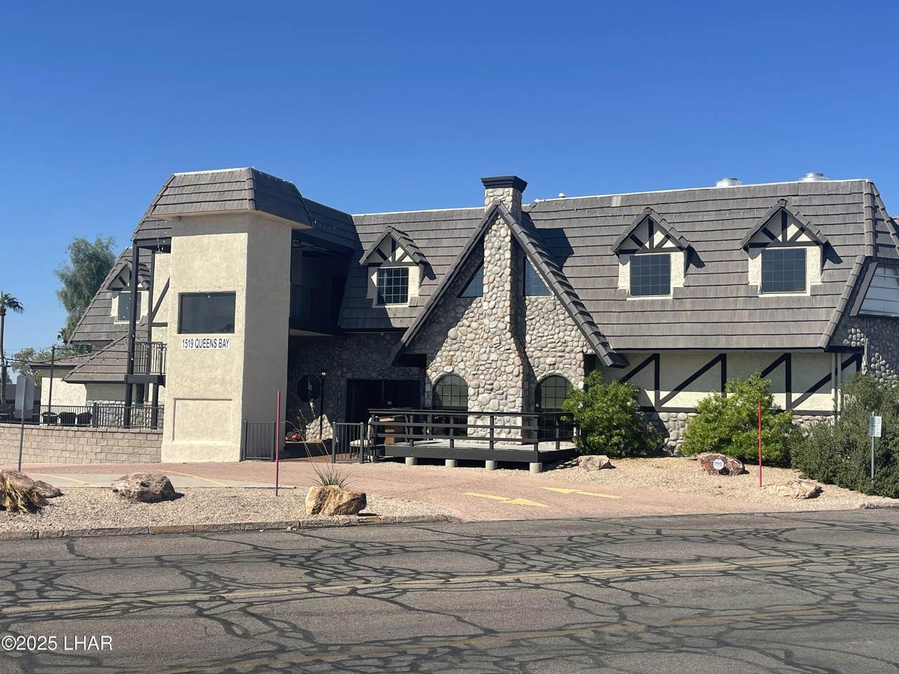 1519 Queens Bay - Photo 1