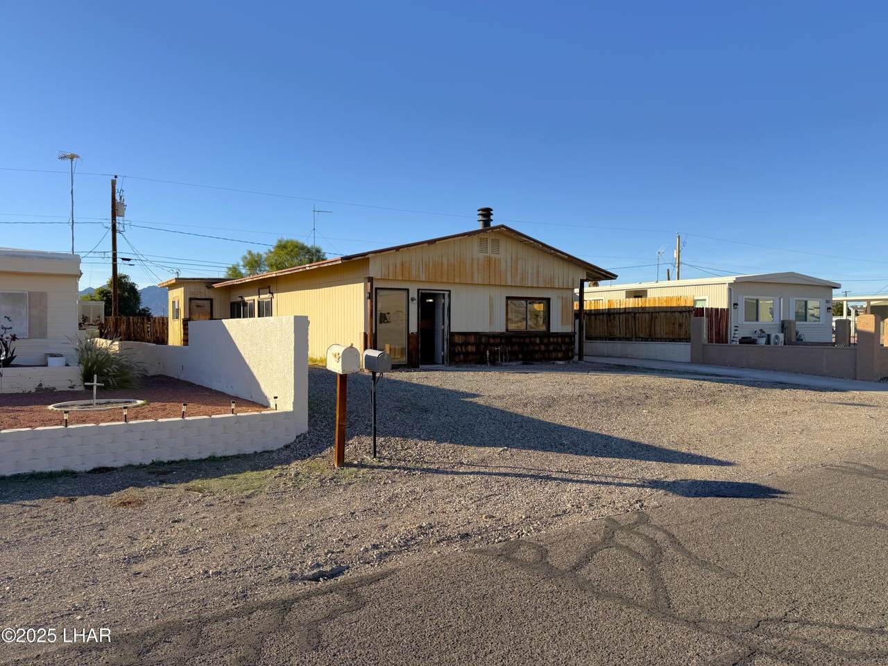 3205 Erwin Ln - Photo 1