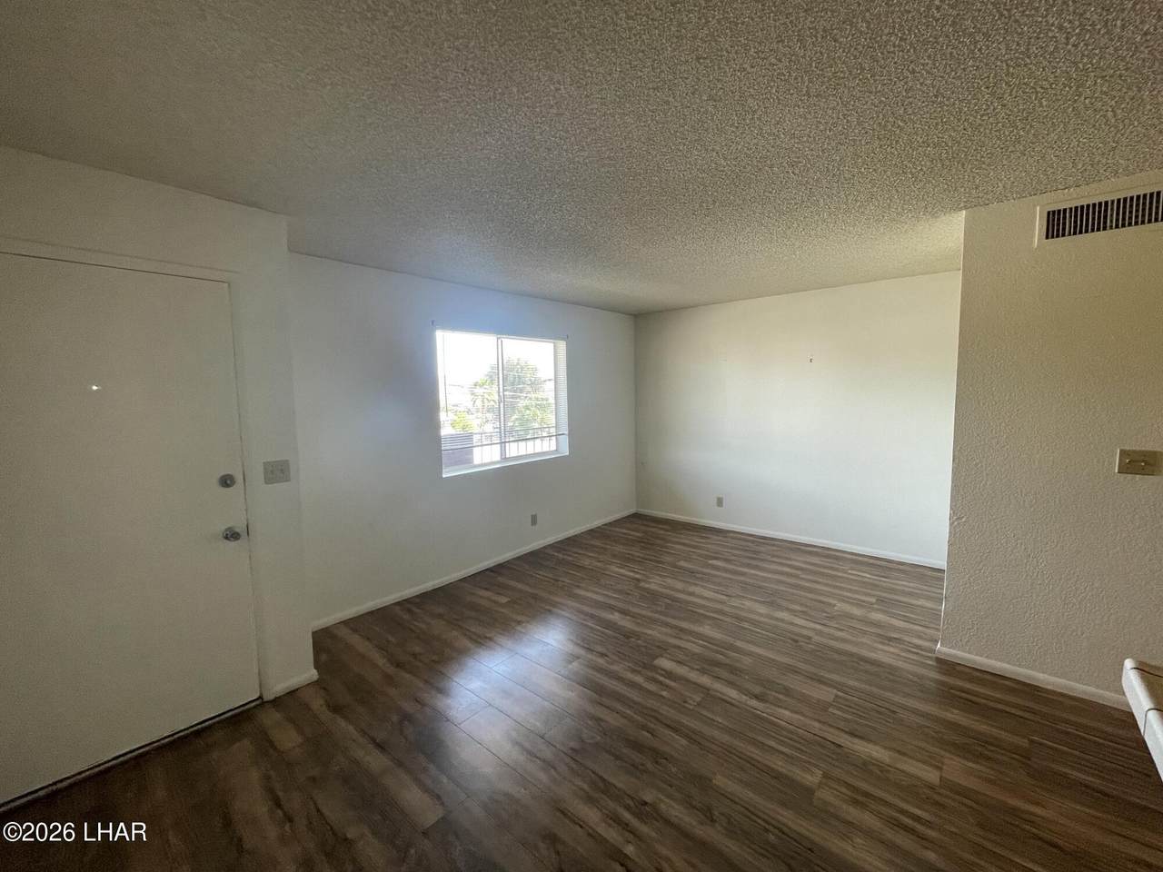 https://bt-photos.global.ssl.fastly.net/lakehavasu/orig_boomver_1_1038596-2.jpg