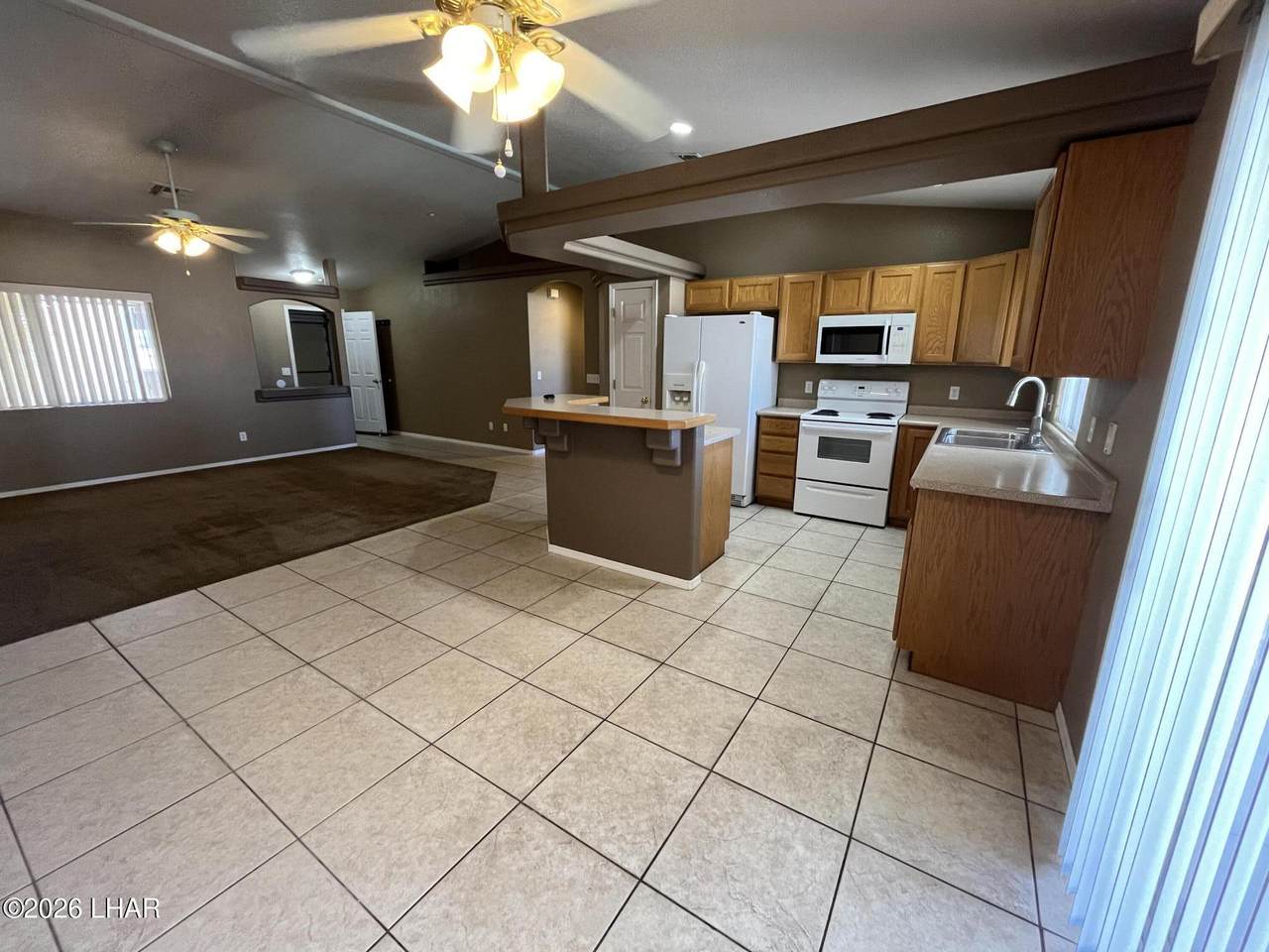 https://bt-photos.global.ssl.fastly.net/lakehavasu/1280_boomver_2_1038700-2.jpg