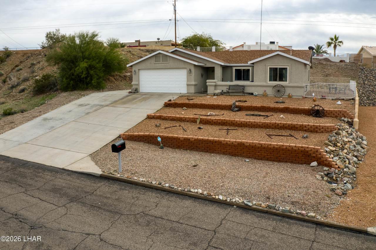 3300 Monte Carlo Ave - Photo 1