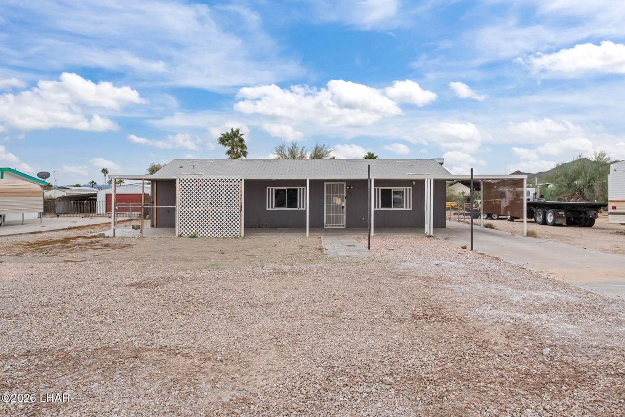 865 Mountain View Ln - Photo 1