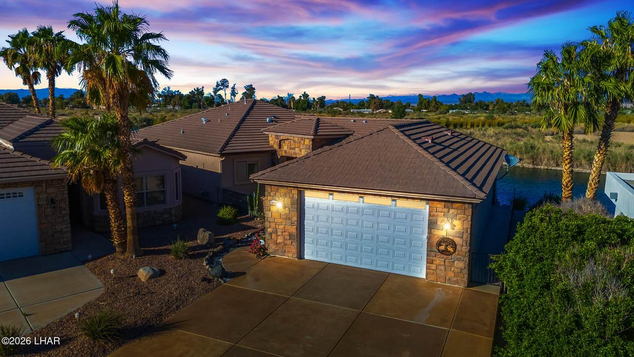 10714 Blue Water Bay - Photo 1