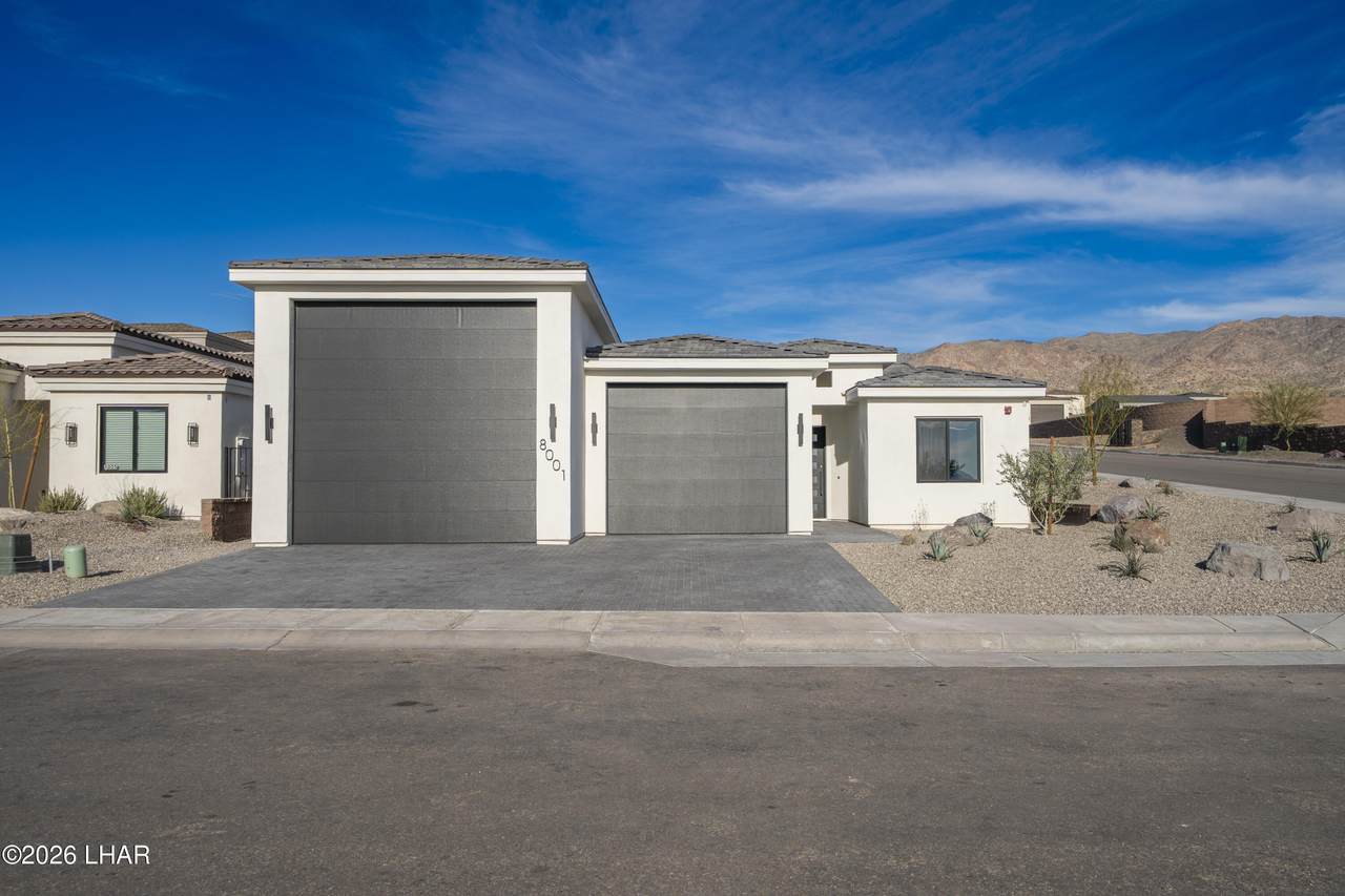 8001 Corte De Los Pajaros - Photo 1