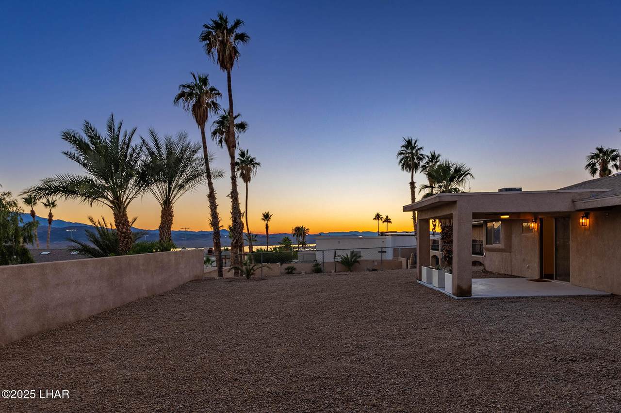 https://bt-photos.global.ssl.fastly.net/lakehavasu/1280_boomver_1_1039130-2.jpg