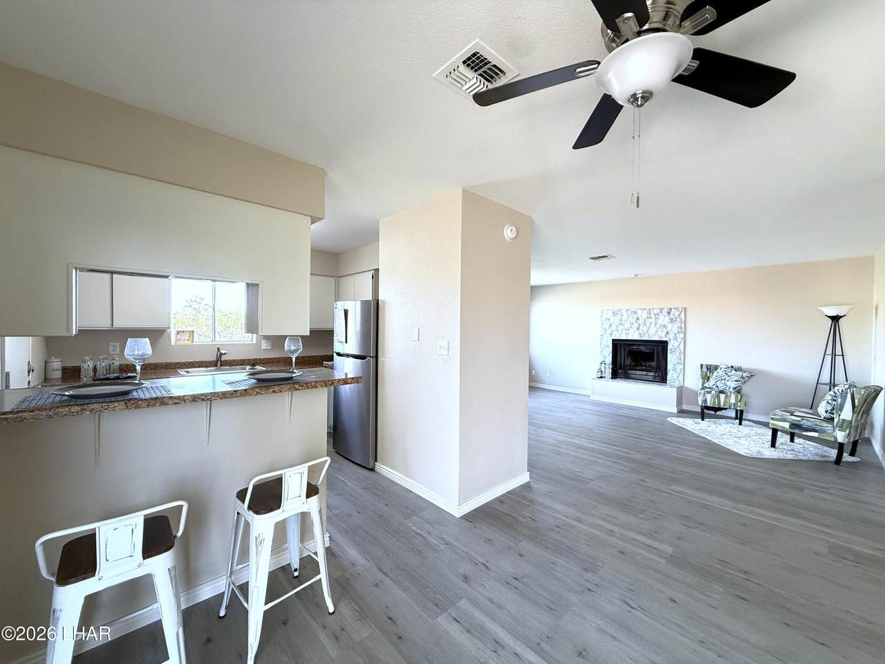 1720 Valencia Rd - Photo 1