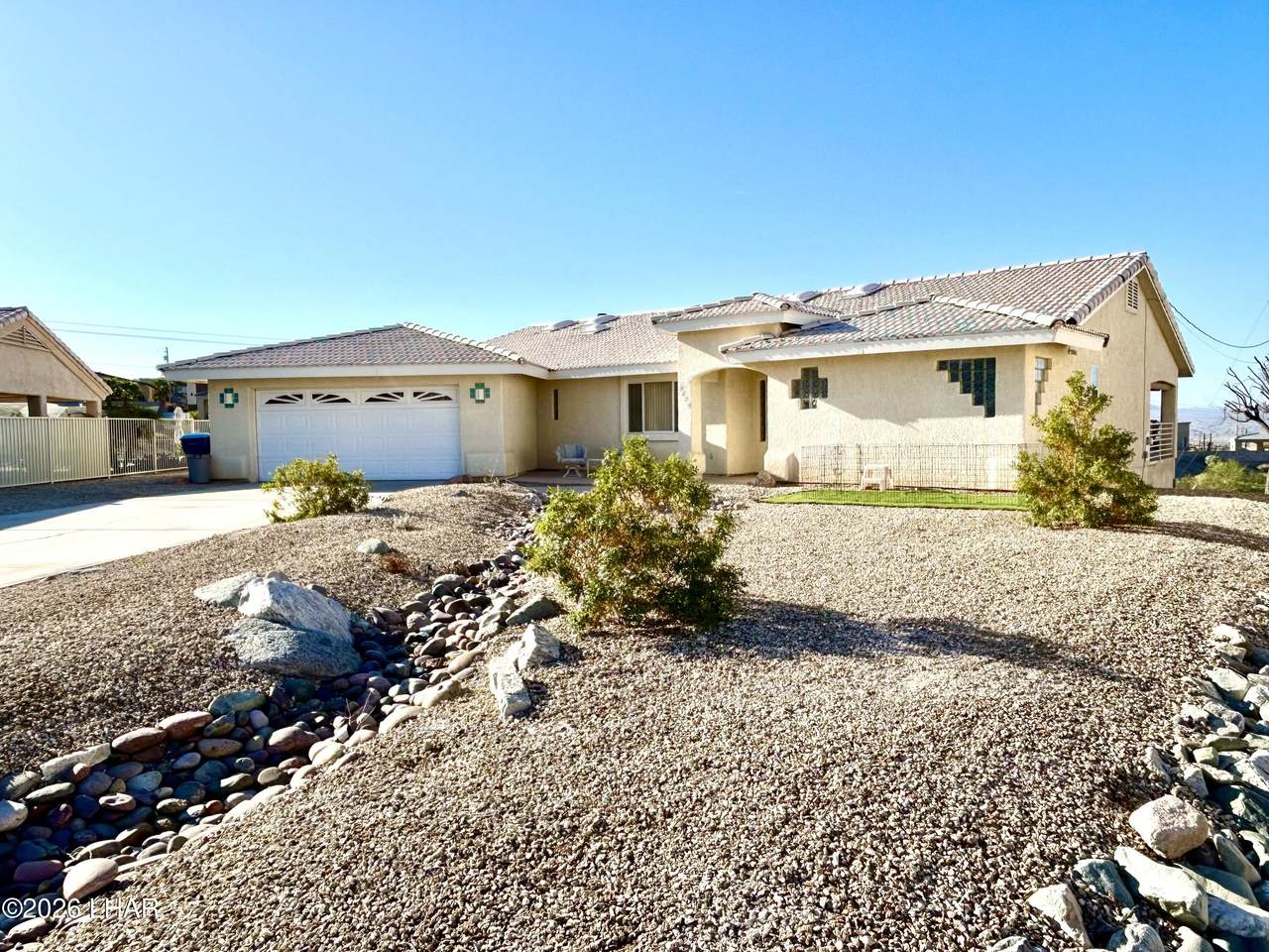 3170 Oakwood Dr - Photo 1