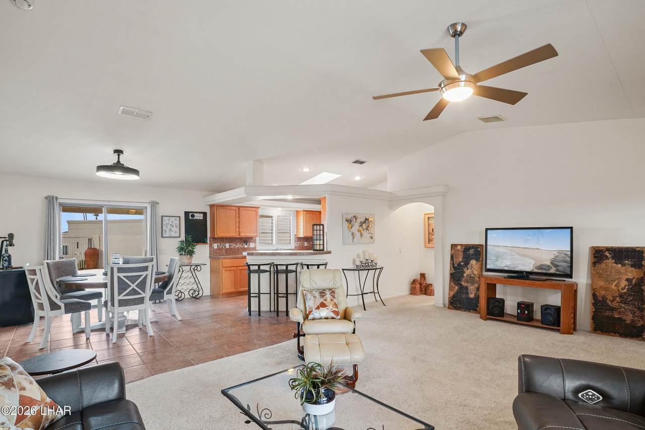 https://bt-photos.global.ssl.fastly.net/lakehavasu/1280_boomver_1_1039233-2.jpg