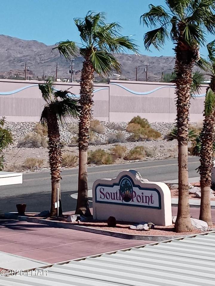 3210 Sweetwater Ave - Photo 1