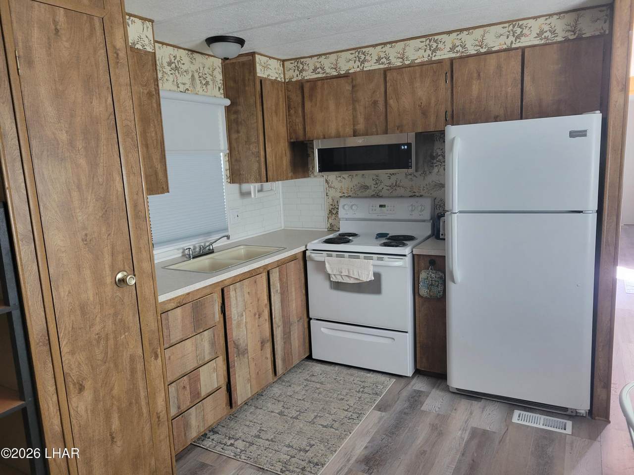 https://bt-photos.global.ssl.fastly.net/lakehavasu/1280_boomver_1_1039306-2.jpg