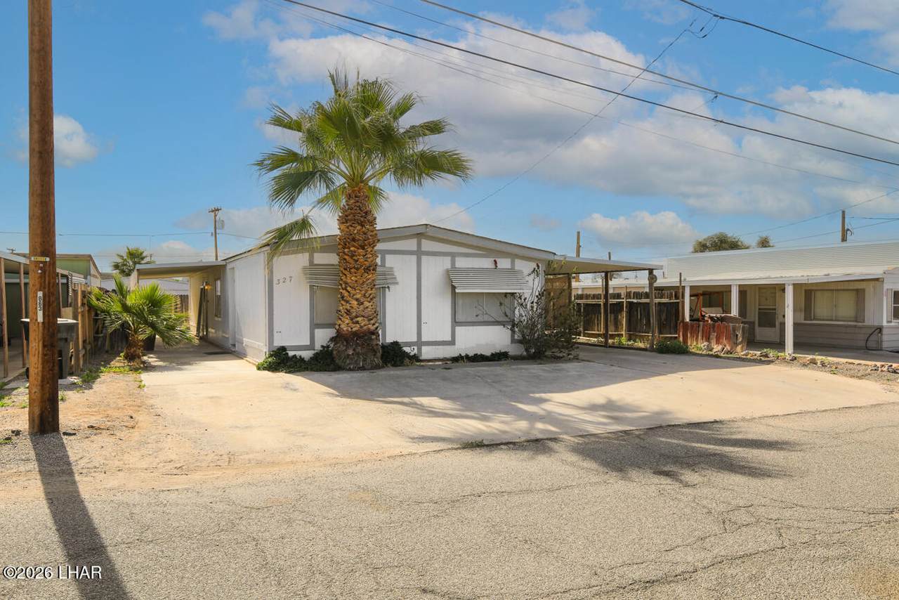 327 Moonlight Dr - Photo 1