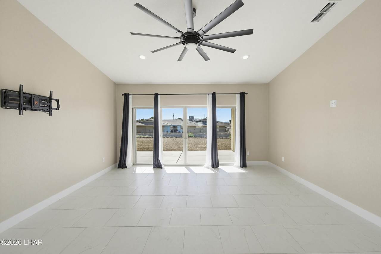 https://bt-photos.global.ssl.fastly.net/lakehavasu/1280_boomver_1_1039383-2.jpg