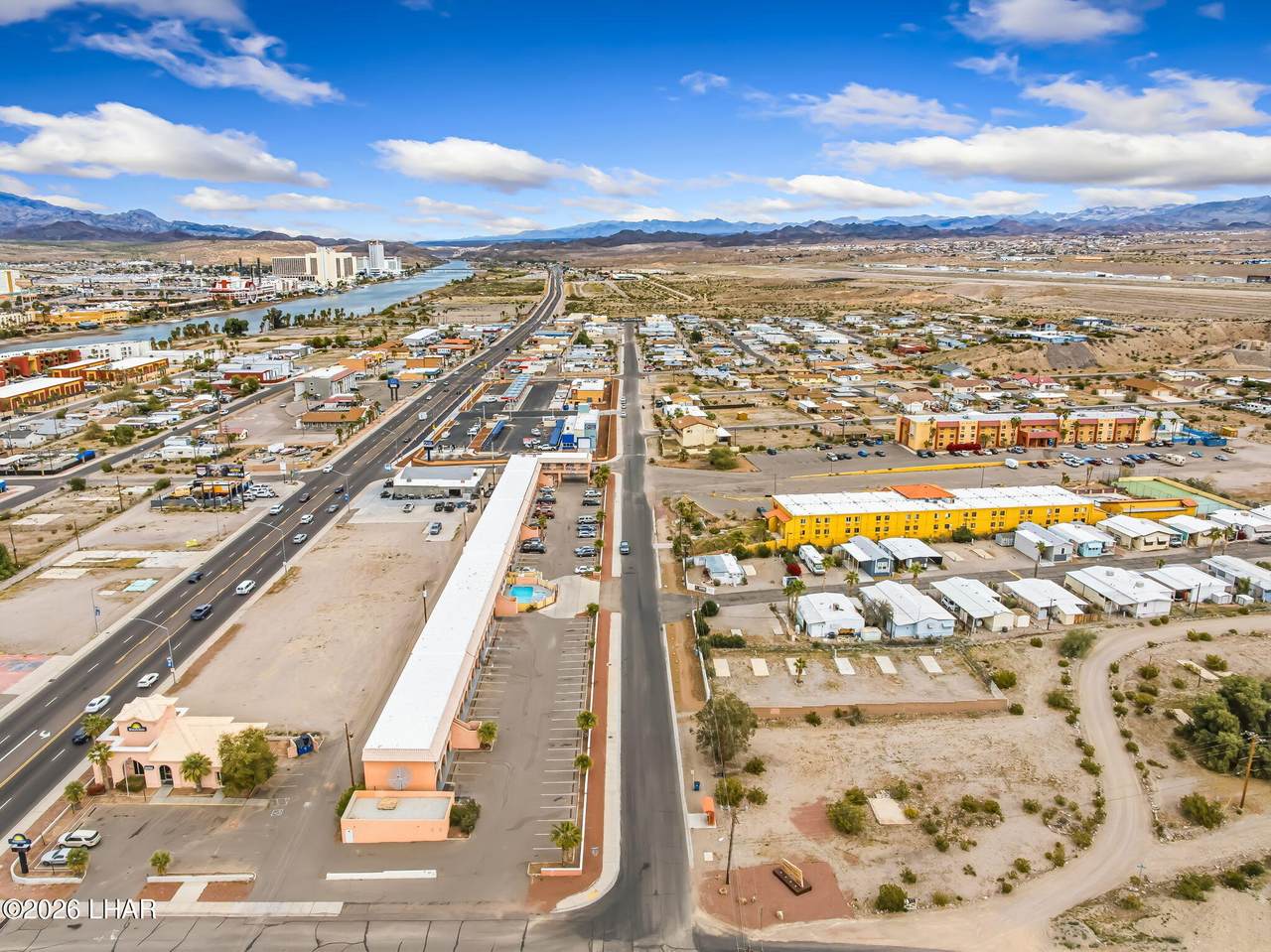 350 Lee Ave - Photo 1