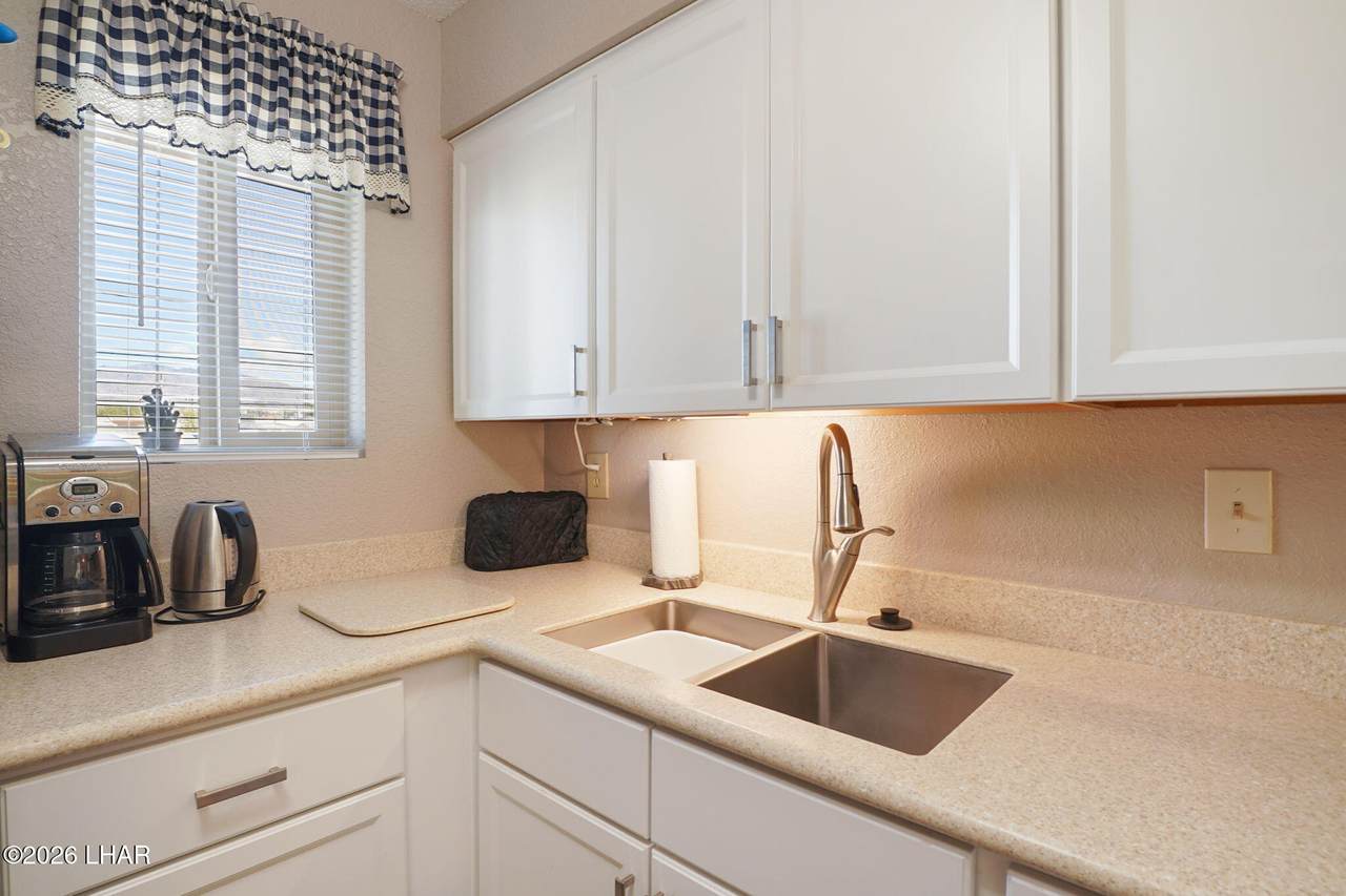 https://bt-photos.global.ssl.fastly.net/lakehavasu/1280_boomver_1_1039475-2.jpg