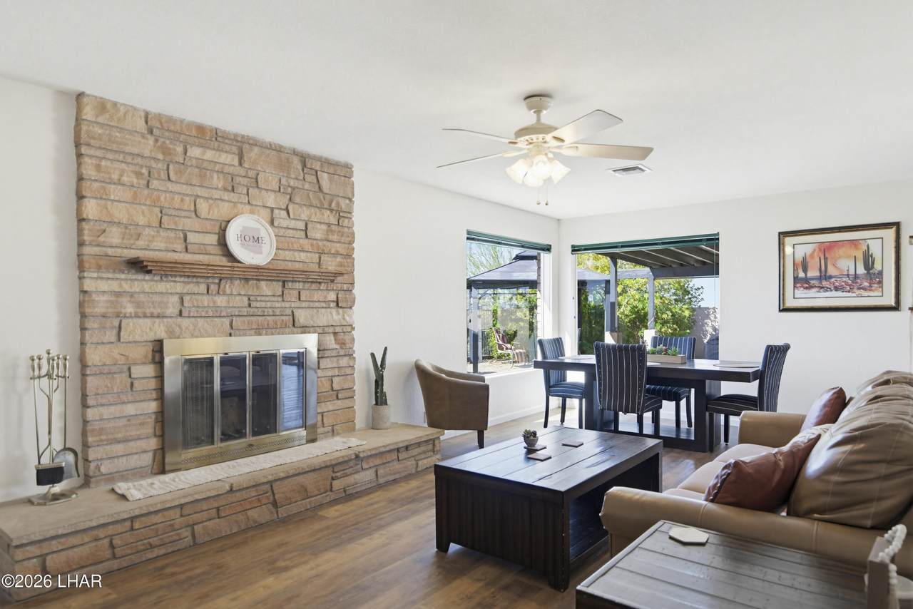 https://bt-photos.global.ssl.fastly.net/lakehavasu/1280_boomver_1_1039541-2.jpg