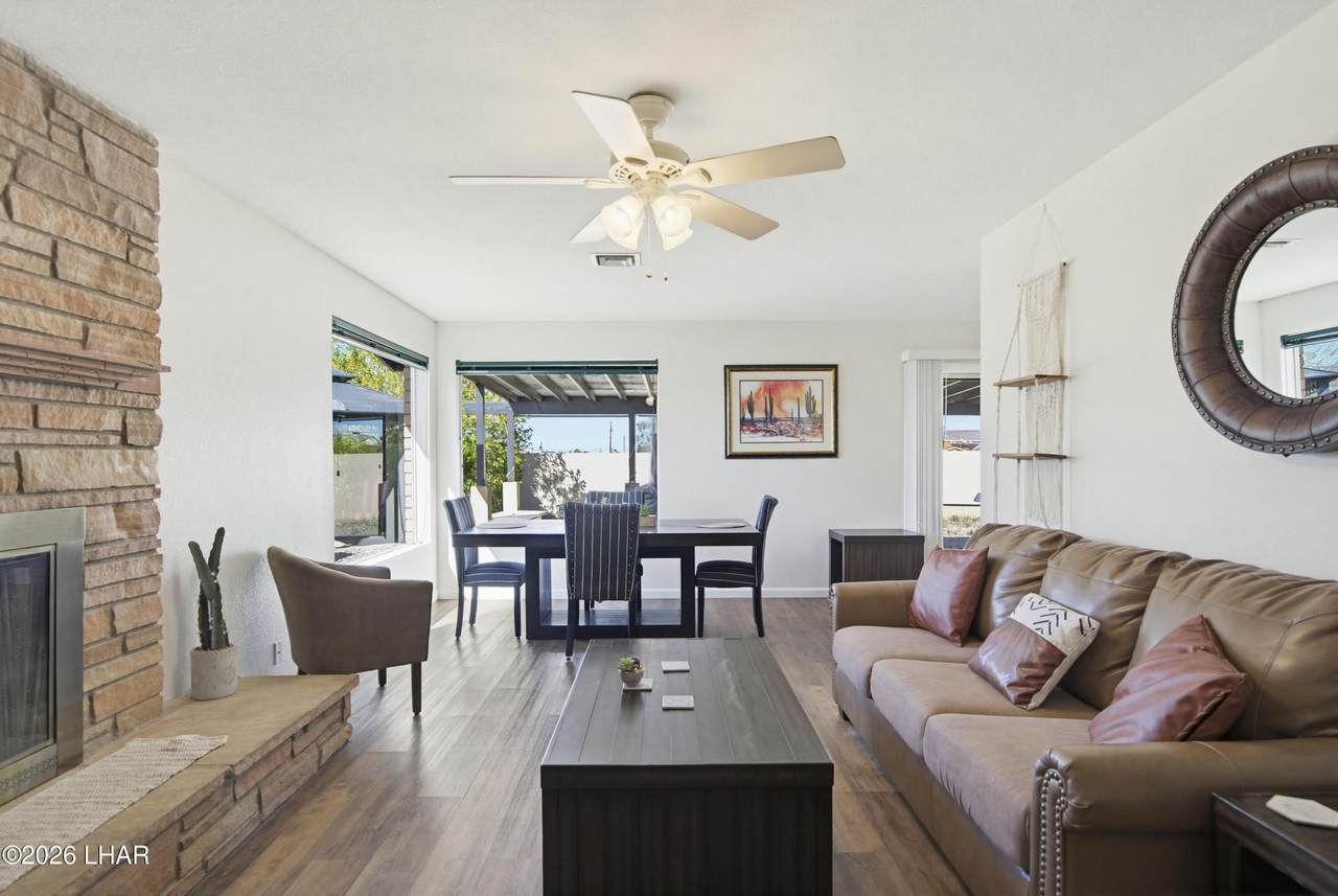 https://bt-photos.global.ssl.fastly.net/lakehavasu/1280_boomver_1_1039541-2.jpg