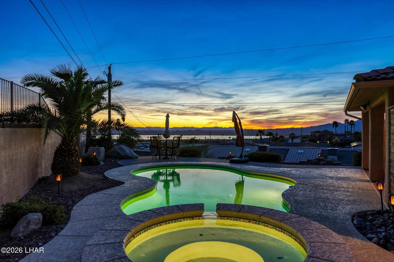 https://bt-photos.global.ssl.fastly.net/lakehavasu/1280_boomver_1_1039633-2.jpg