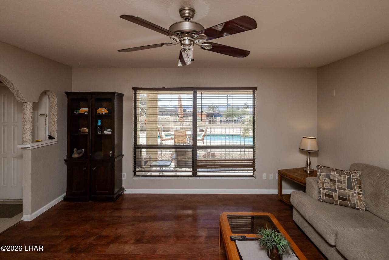 2898 Jamaica Blvd - Photo 1