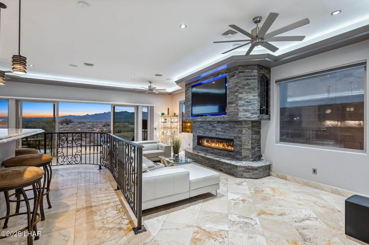 https://bt-photos.global.ssl.fastly.net/lakehavasu/1280_boomver_1_1039679-2.jpg