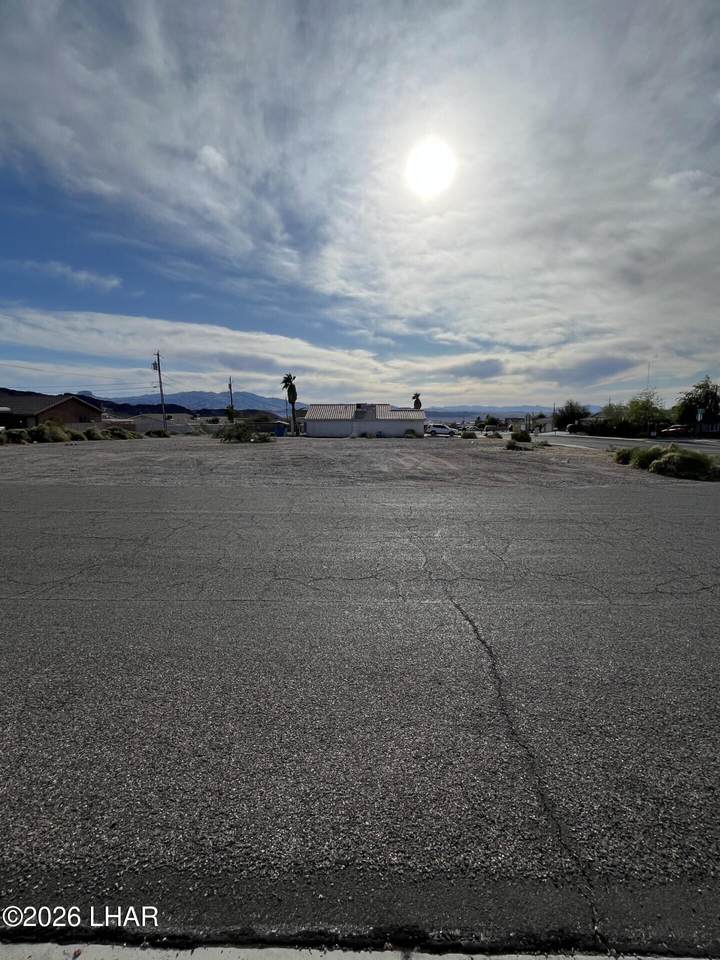 https://bt-photos.global.ssl.fastly.net/lakehavasu/orig_boomver_1_1039750-2.jpg