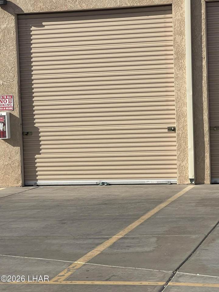 911 Lake Havasu Ave - Photo 1