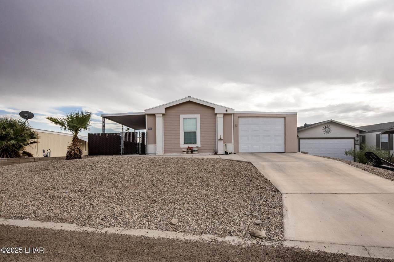 1995 Hubbell Dr - Photo 1