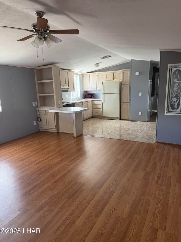 https://bt-photos.global.ssl.fastly.net/lakehavasu/1280_boomver_1_1039775-2.jpg