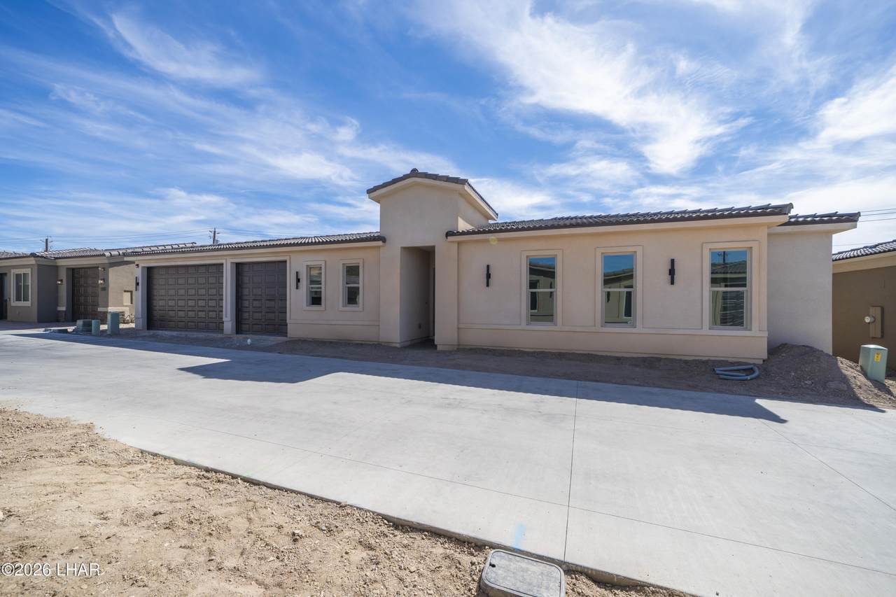 3080 Arapaho Dr - Photo 1
