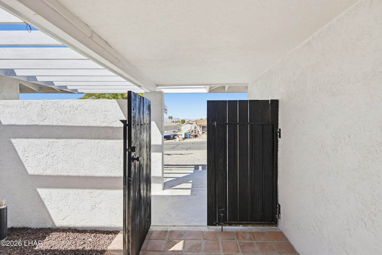 https://bt-photos.global.ssl.fastly.net/lakehavasu/1280_boomver_1_1039845-2.jpg