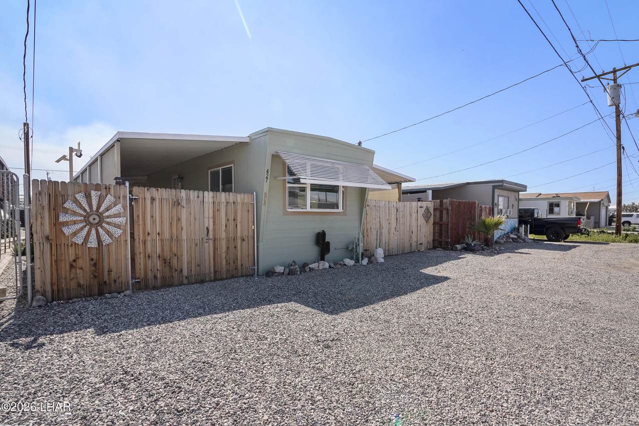 427 Moonlight Dr - Photo 1