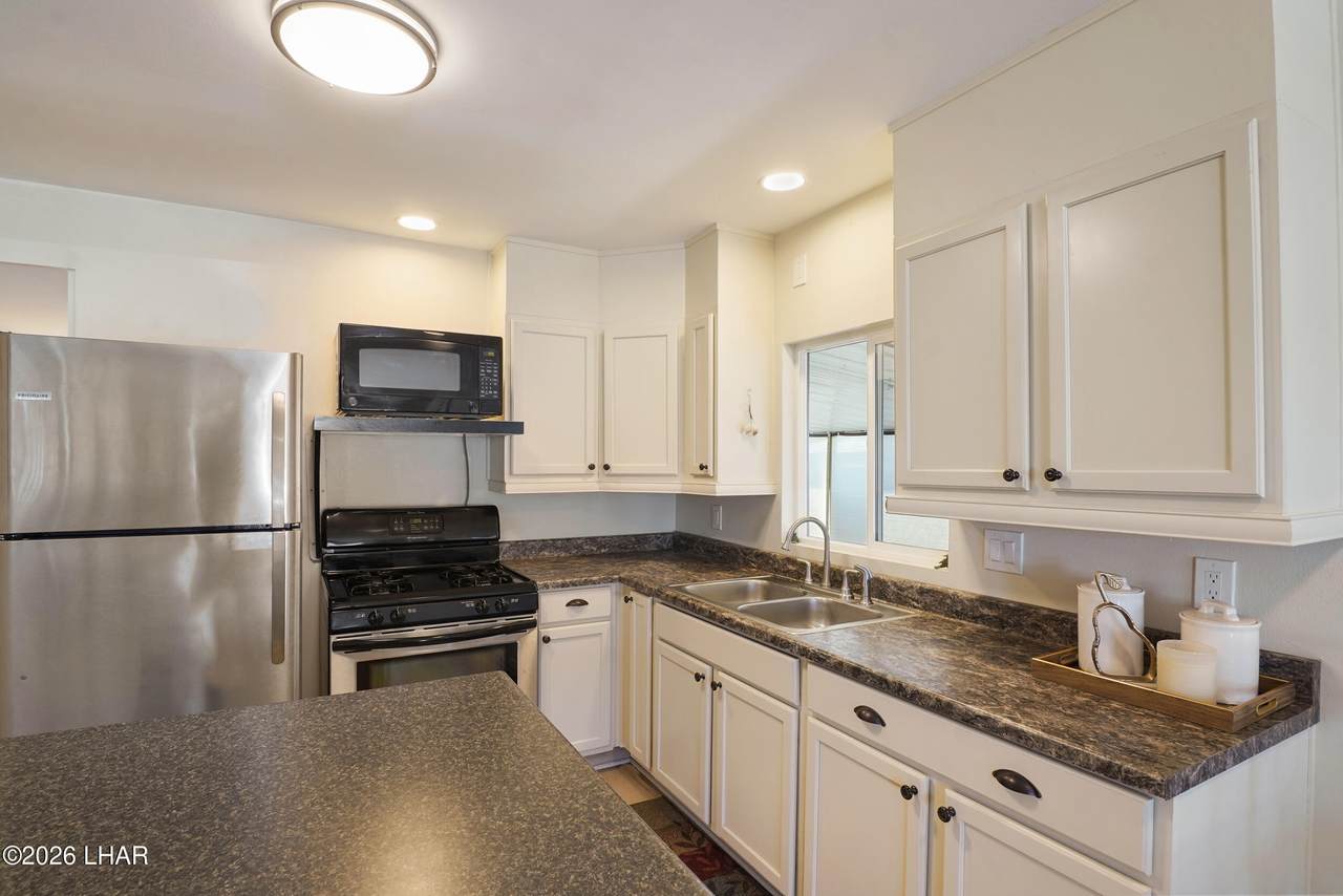 https://bt-photos.global.ssl.fastly.net/lakehavasu/1280_boomver_1_1039871-2.jpg