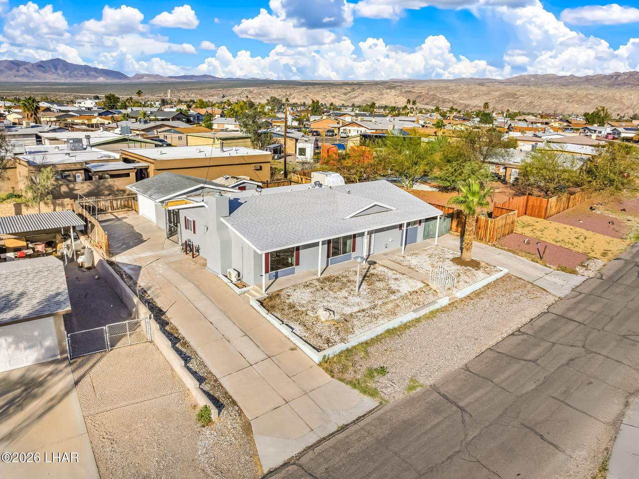 2065 Trinidad Dr - Photo 1