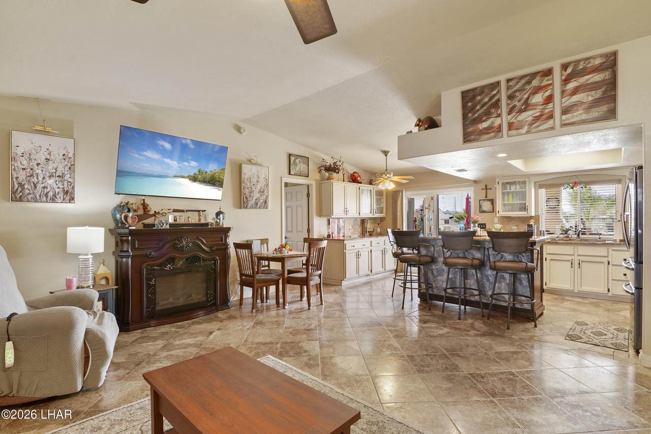 https://bt-photos.global.ssl.fastly.net/lakehavasu/1280_boomver_1_1039920-2.jpg
