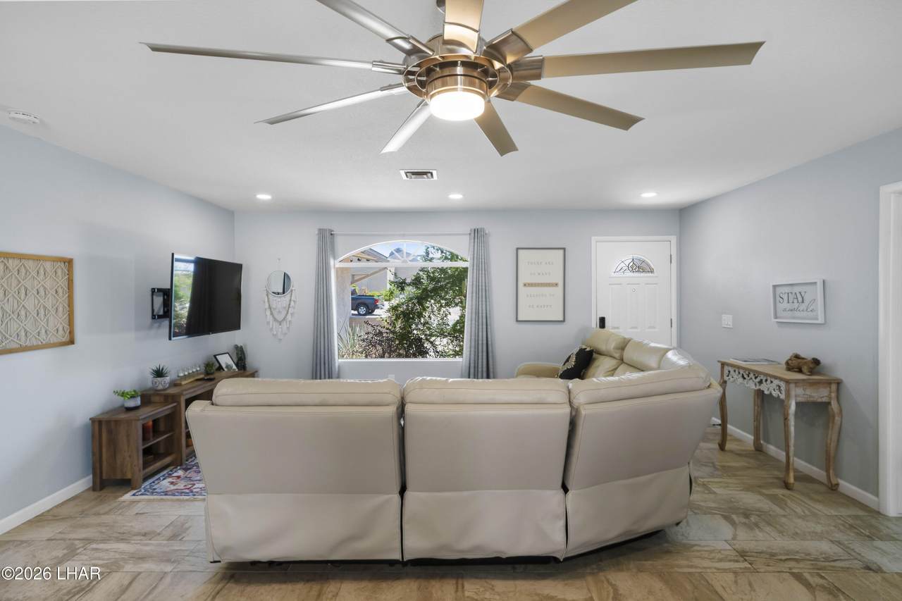 https://bt-photos.global.ssl.fastly.net/lakehavasu/1280_boomver_1_1039926-2.jpg
