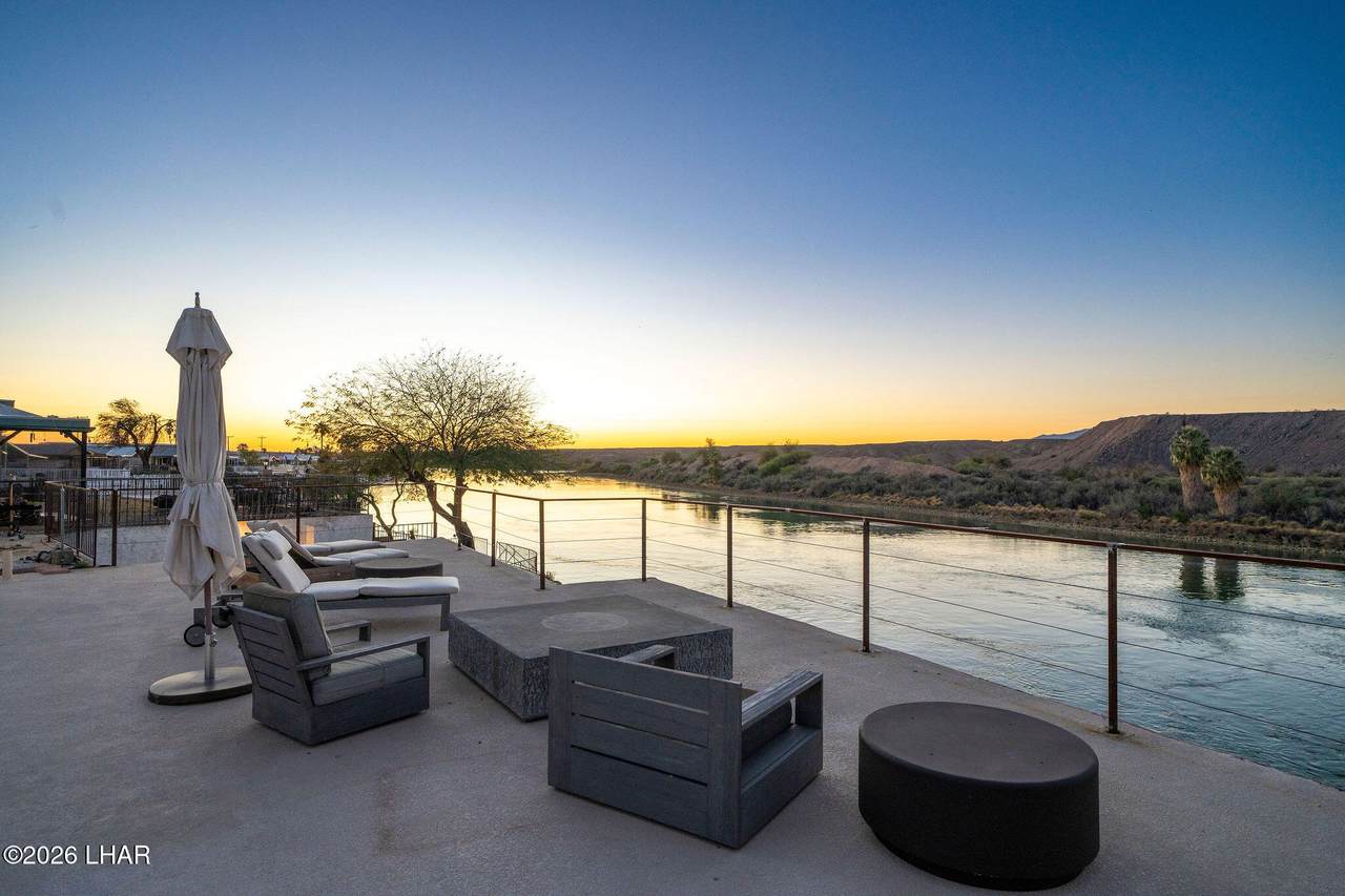 https://bt-photos.global.ssl.fastly.net/lakehavasu/orig_boomver_1_1040050-2.jpg