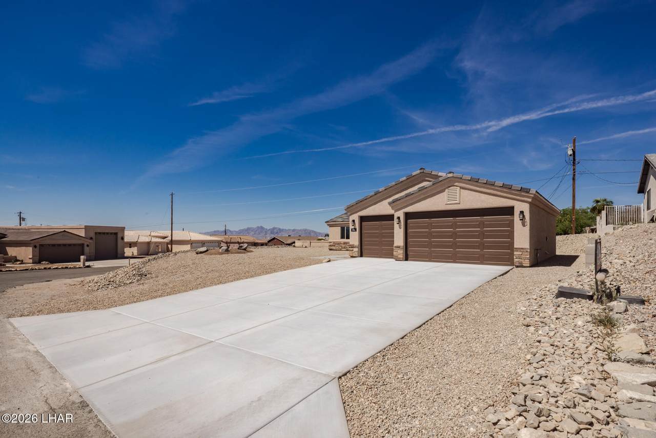 https://bt-photos.global.ssl.fastly.net/lakehavasu/1280_boomver_1_1040058-2.jpg