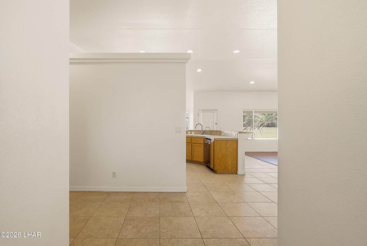 https://bt-photos.global.ssl.fastly.net/lakehavasu/1280_boomver_1_1040066-2.jpg