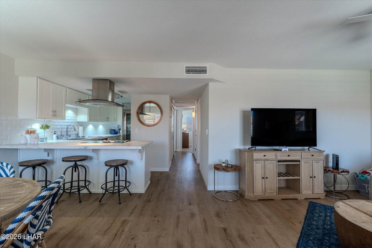 1989 Mesquite Ave - Photo 1