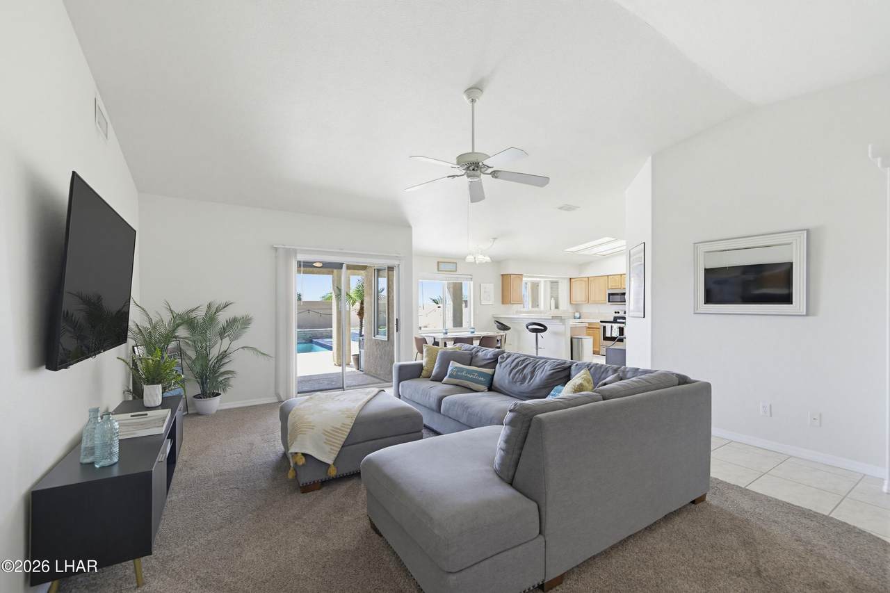 https://bt-photos.global.ssl.fastly.net/lakehavasu/1280_boomver_1_1040085-2.jpg