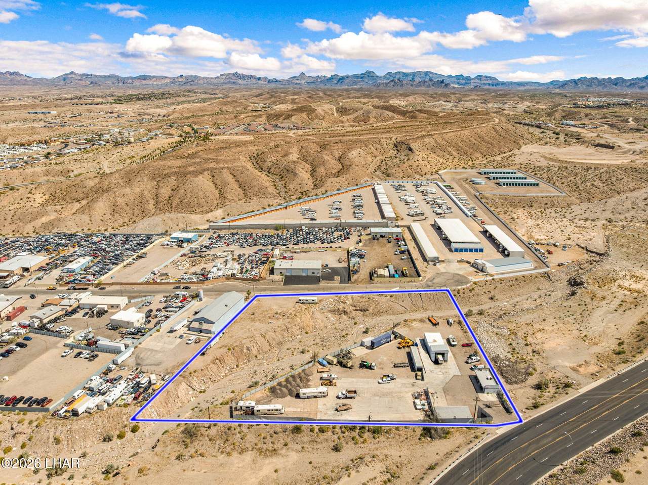 1405 Silver Creek Rd - Photo 1