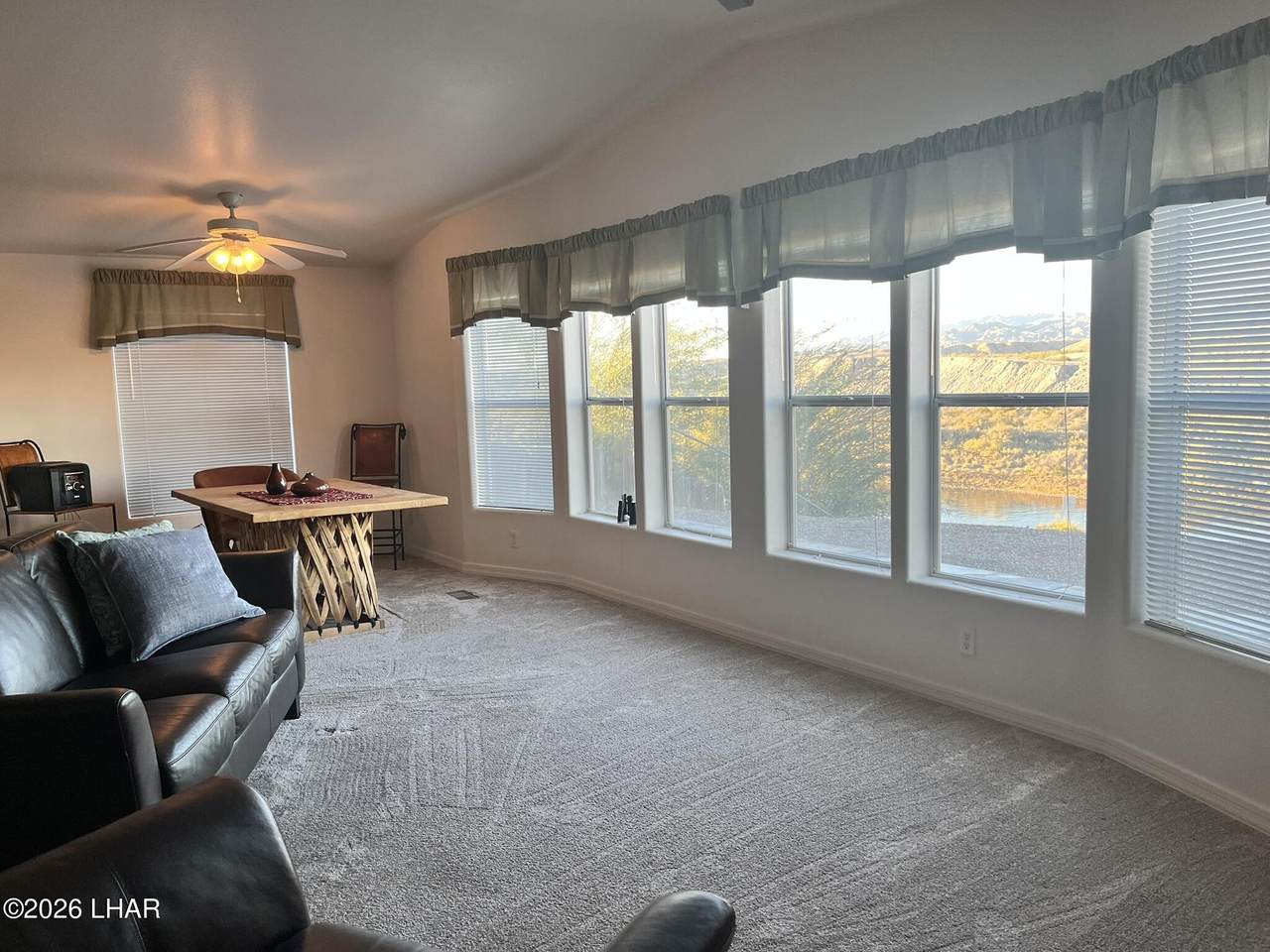 https://bt-photos.global.ssl.fastly.net/lakehavasu/1280_boomver_1_1040093-2.jpg