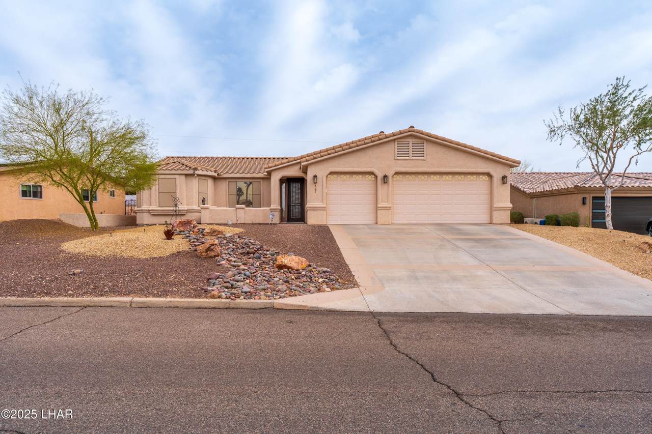 https://bt-photos.global.ssl.fastly.net/lakehavasu/1280_boomver_1_1040113-2.jpg
